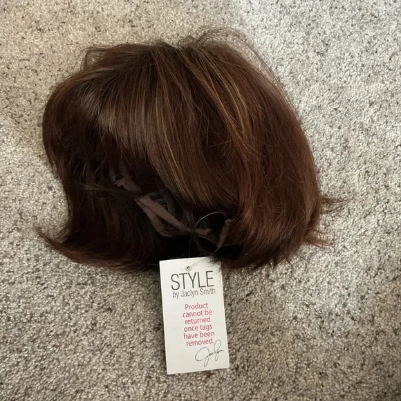 Charlie Wig
Auburn Sugar Rooted color - Picture 8 of 9